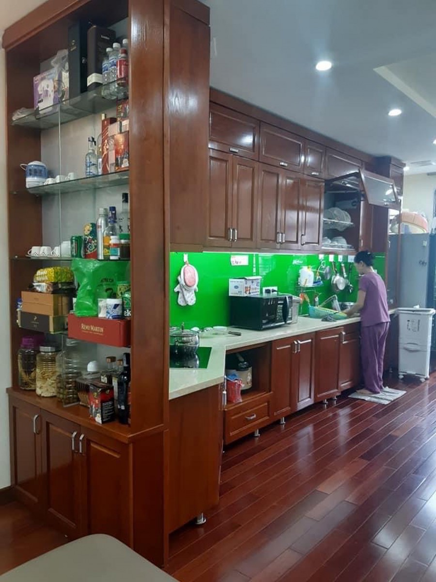 Khu phân lô Hoàng Cầu, cho thuê 30 triệu/tháng, vỉa hè rộng, dt 55m2, 5 tầng, mt 4.5m, giá 11.9 tỷ