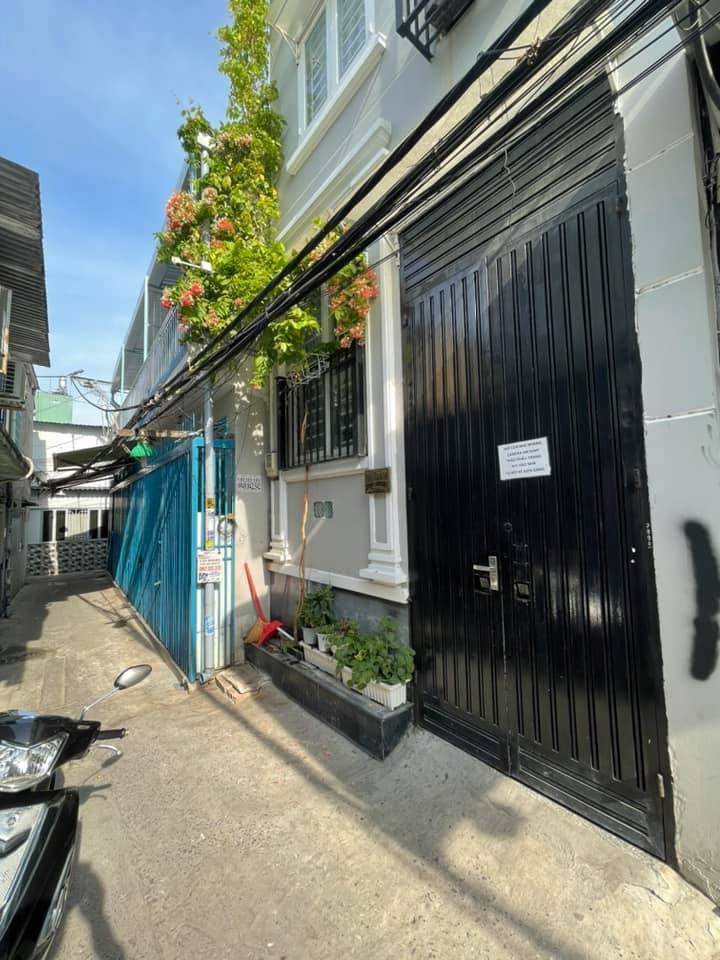 7 tầng, nhà Quận 7, Trần Xuân Soạn, dt 72m2, giá bán 6.6 tỷ, chính chủ bán nhanh