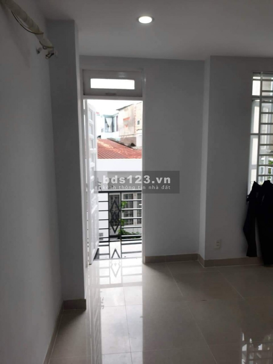Nhà cực đẹp Sổ Hồng Riêng 40m2 , Ni Sư Huỳnh Liên Q. Tân Bình