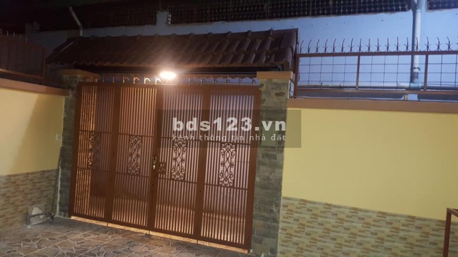 Bán nhà Trường Chinh, Quận 12, DT 100M2 NHÀ ĐẸP giá 5.3 tỷ thương lượng