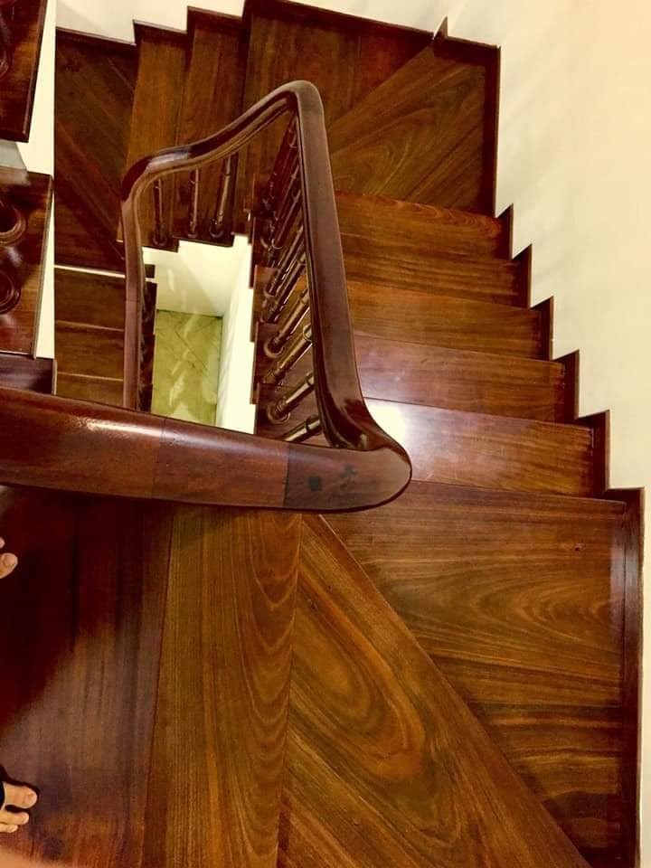 Biệt thự Hoa lâm, Quận Long Biên, diện tích 30m2, giá 8.5 tỷ, lô góc 3 thoáng