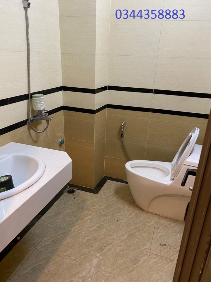 Hiếm nhà bán giá rẻ, còn mới ở Hà Đông diện tích 34mx5t giá chỉ 3,7 tỷ