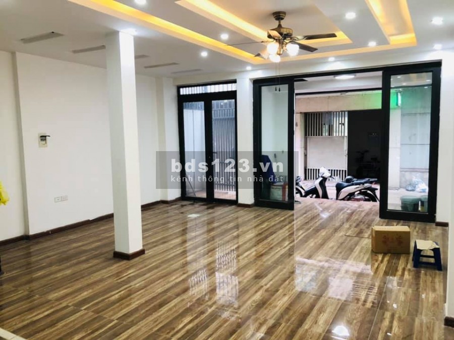 Cực hiếm, nhà mặt đường ô tô tránh, kinh doanh đỉnh, Nguyễn Khang, Cầu Giấy