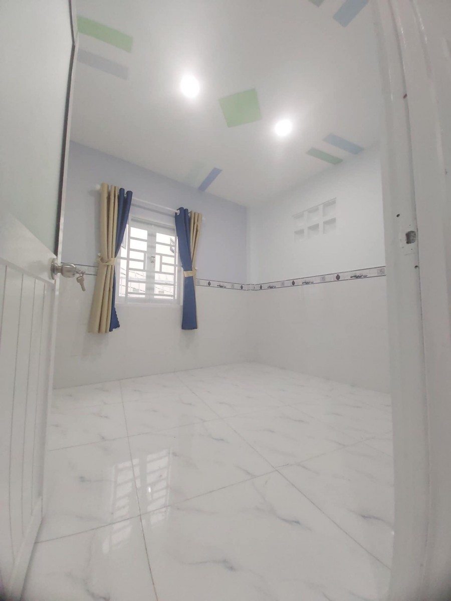 Nhà đẹp hẻm thông 3 mặt tiền Nguyễn Thần Hiến, Quận 4, giá 2.95 tỷ