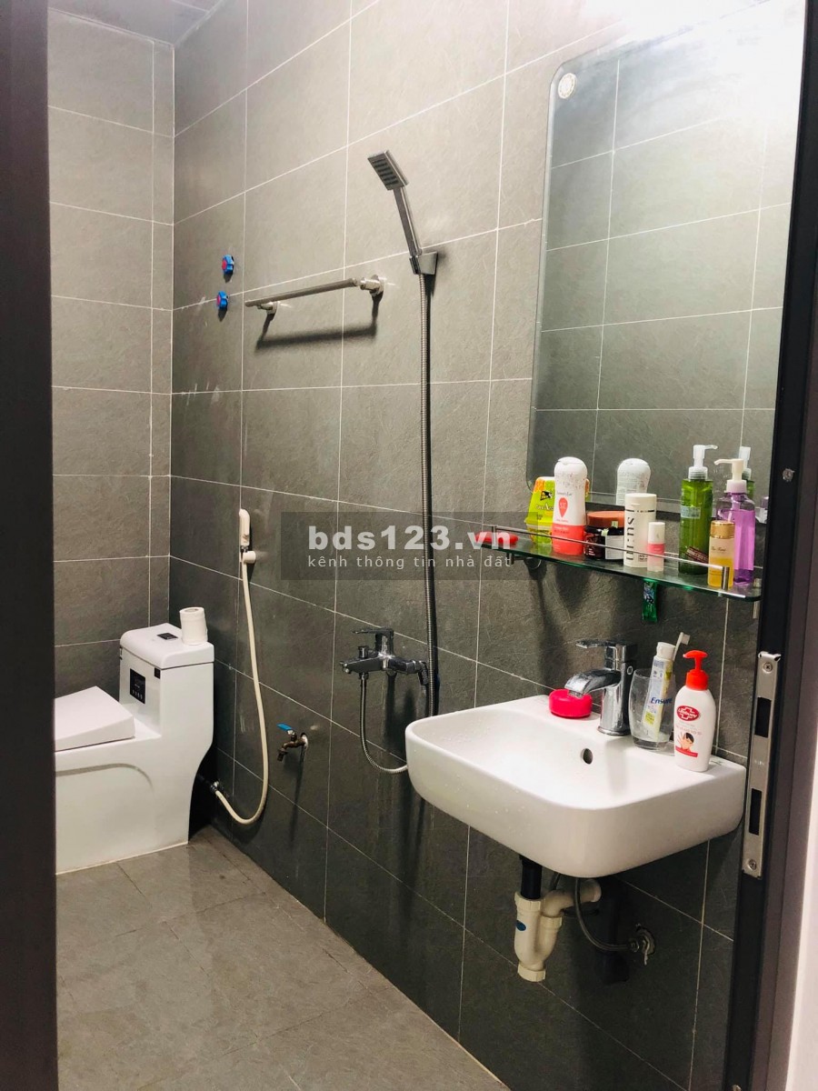 Bán nhà Phương Mai hàng hiếm phân lô 2 mặt thoáng, dt 54m2, giá 5.3 tỷ