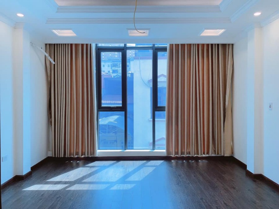 Bán nhà mới ở ngay, Nguyễn Tuân, Quận Thanh Xuân, dt 60m2, 5T, giá 6.7 tỷ