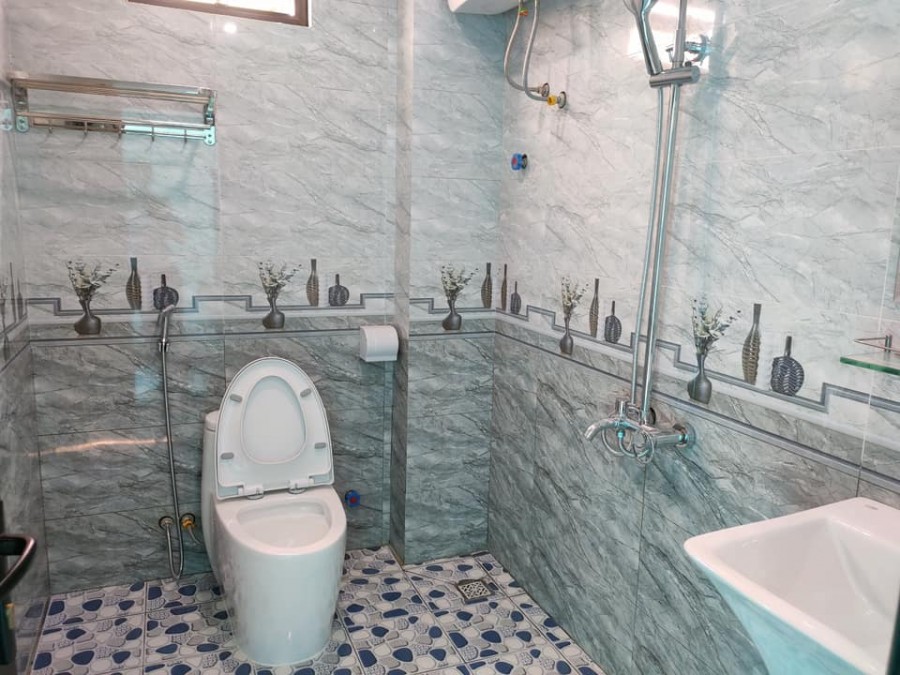 Bán nhà mới ở ngay, Nguyễn Tuân, Quận Thanh Xuân, dt 60m2, 5T, giá 6.7 tỷ