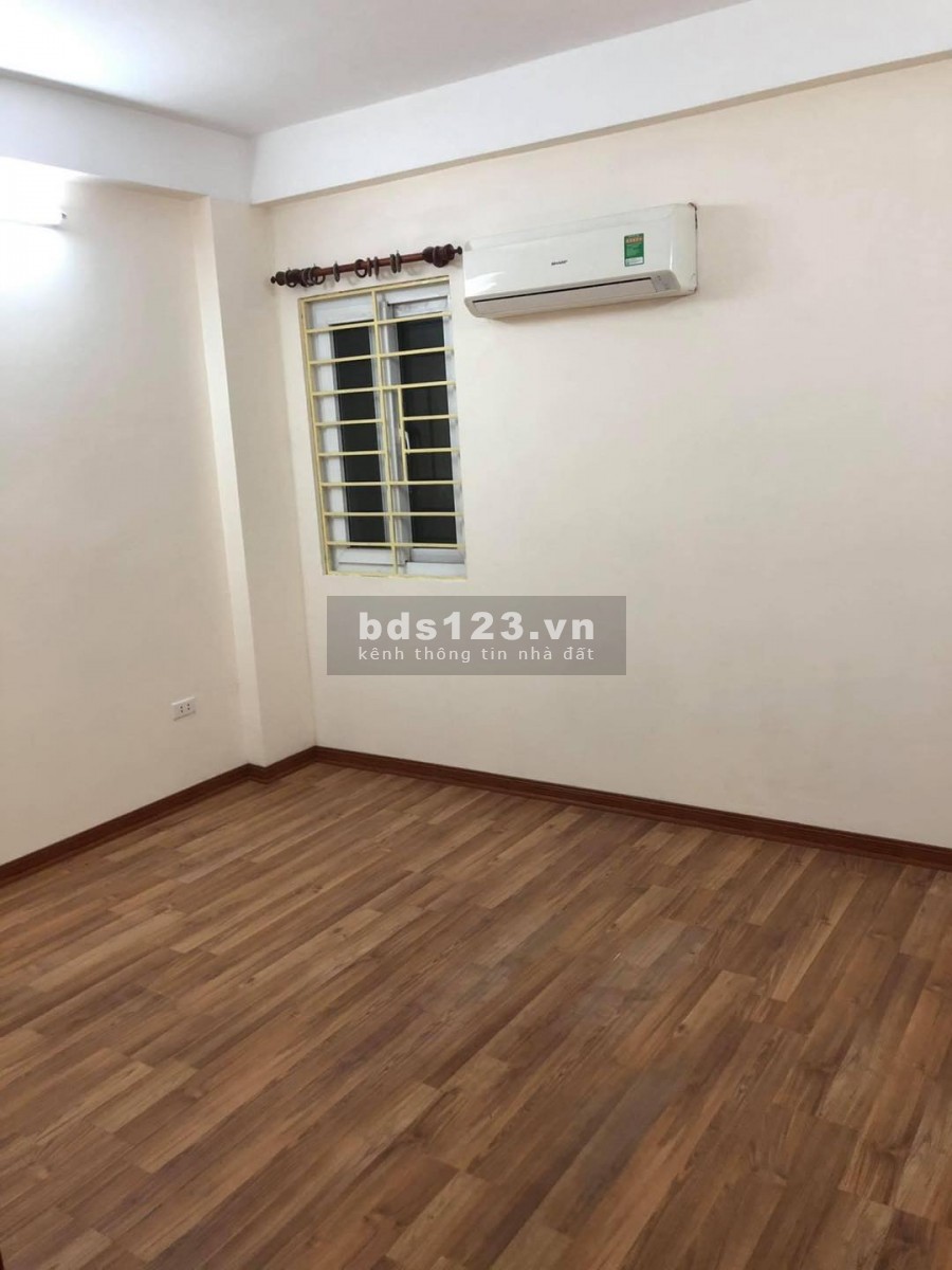 Đẳng cấp Tây Hồ, bán nhà 5 tầng, 7 ngủ ngõ 342 Lạc Long Quân, dt 52m2, mt 4m. giá 5.95 tỷ