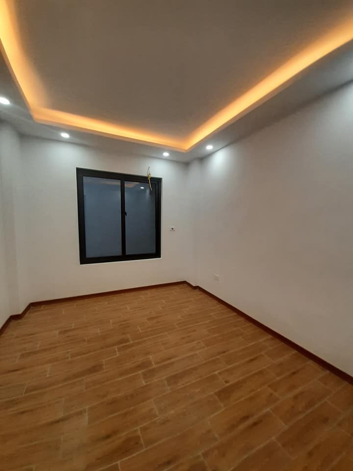 Bán Nhà Định Công 50m2, gần ô tô, lô góc, mặt tiền rộng, Nhà Mới Đẹp, sổ nở hậu 4.2 Tỷ