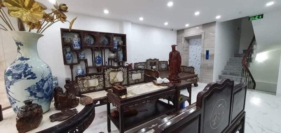 Bán nhà trả nợ, Trần Duy Hưng 80m2 x 8 tầng, kinh doanh văn phòng, ô tô thang máy