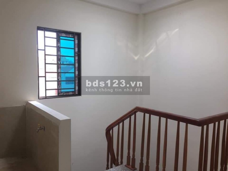 Bán nhà Dương Nội vị trí quá đẹp ô tô tránh nhau 30m 4tầng giá chỉ 2.5 tỷ