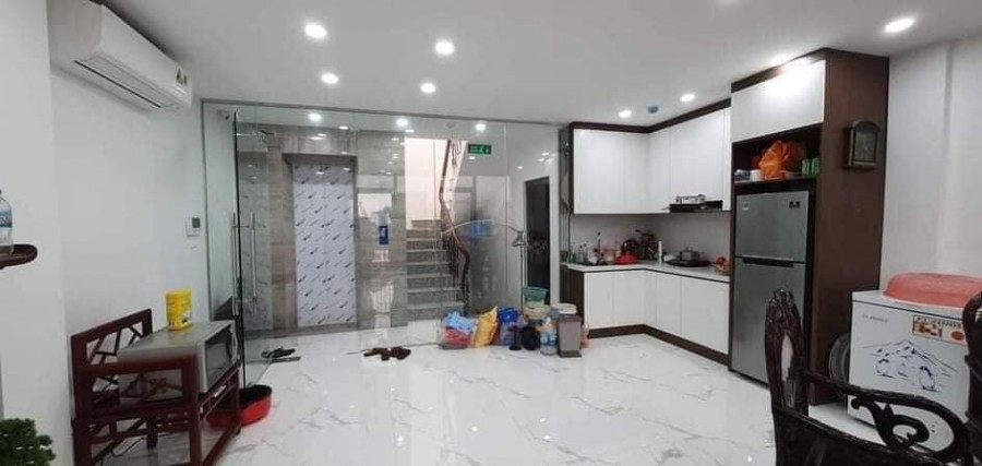 Bán nhà trả nợ, Trần Duy Hưng 80m2 x 8 tầng, kinh doanh văn phòng, ô tô thang máy