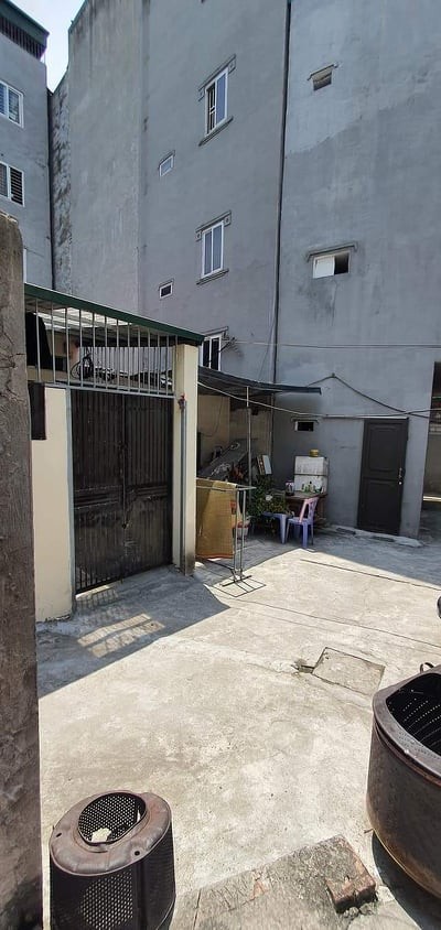 Bán nhà cấp 4 ngõ 282 Kim Giang ngõ thông, rộng ô tô vào nhà dt 65m2, mặt tiền 5.2m
