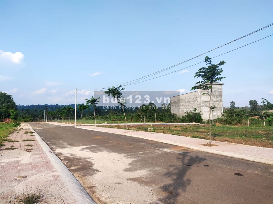 Kẹt vốn bán gấp lô 2 mặt tiền vòng xoay Hắc Dịch hướng đi sân bay Long Thành
