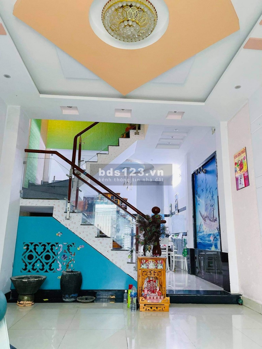 Bán nhà Nguyễn Súy, Tân Phú, 4x12m, 2 tầng, Hẻm 3 gác thông, giá rẻ.