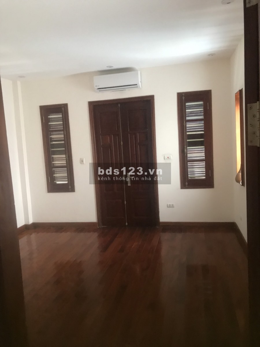 Nhà đẹp Văn Quán đường lớn, ô tô đỗ cửa, lô góc 2 mặt thoáng đáng để ở