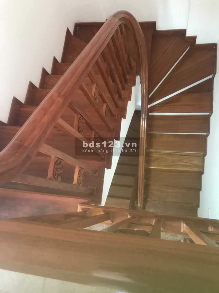 Nhà đẹp Văn Quán đường lớn, ô tô đỗ cửa, lô góc 2 mặt thoáng đáng để ở