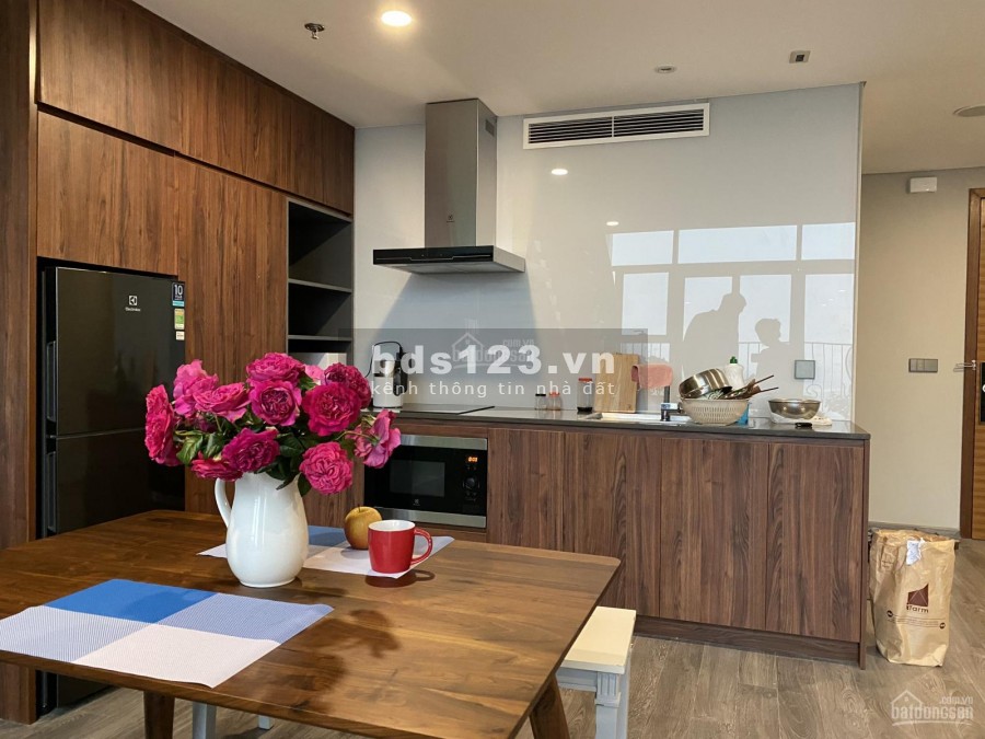 Cho thuê 02 căn hộ PentStudio Hồ Tây, DT 75m2 và 110m2, view Hồ Tây, Nhật Tân, Giá từ 8tr/tháng. LH 0944 596 256