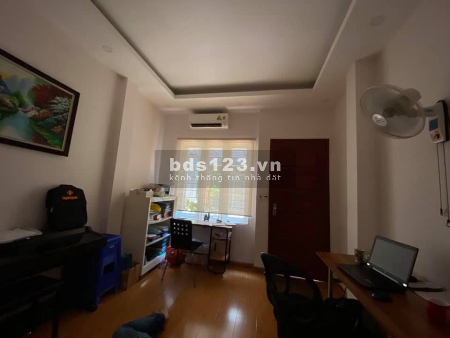 Bán nhà Phú Thượng, ngõ thông, hai thoáng, full nội thất, dt 42m2, 4 tầng, giá 4.8 tỷ