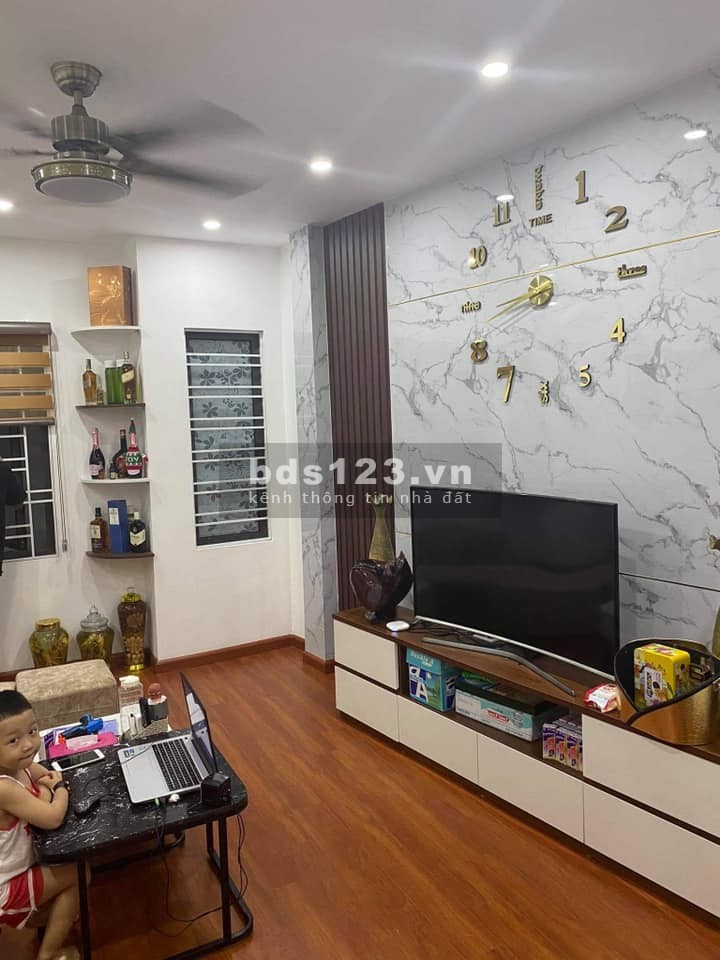 Nhà mới siêu đẹp, sách vali về ở luôn,gần đường Nguyễn trãi, 32m2, chỉ 3,3 tỷ.