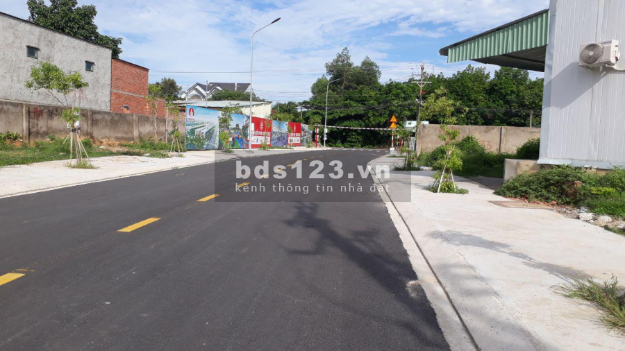 Đất chính chủ VSIP2 sổ sẵn giá rẻ 900 triệu, khu dân cư, gần trường học