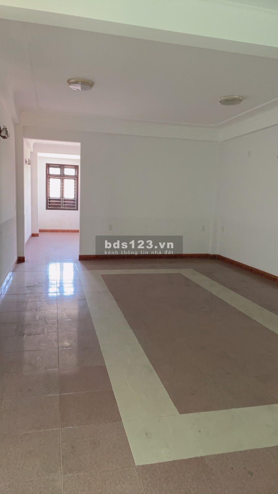 Nhà cho thuê lê duẩn thanh khê đà nẵng mặt phố nguyên căn 95m2 giá 38 triệu 4 tầng