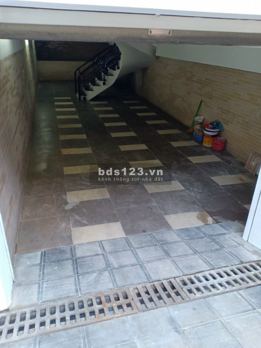 Chính chủ cần bán nhà liền kề KĐT Bắc Hà, vị trí đắc địa, phong thủy tốt.