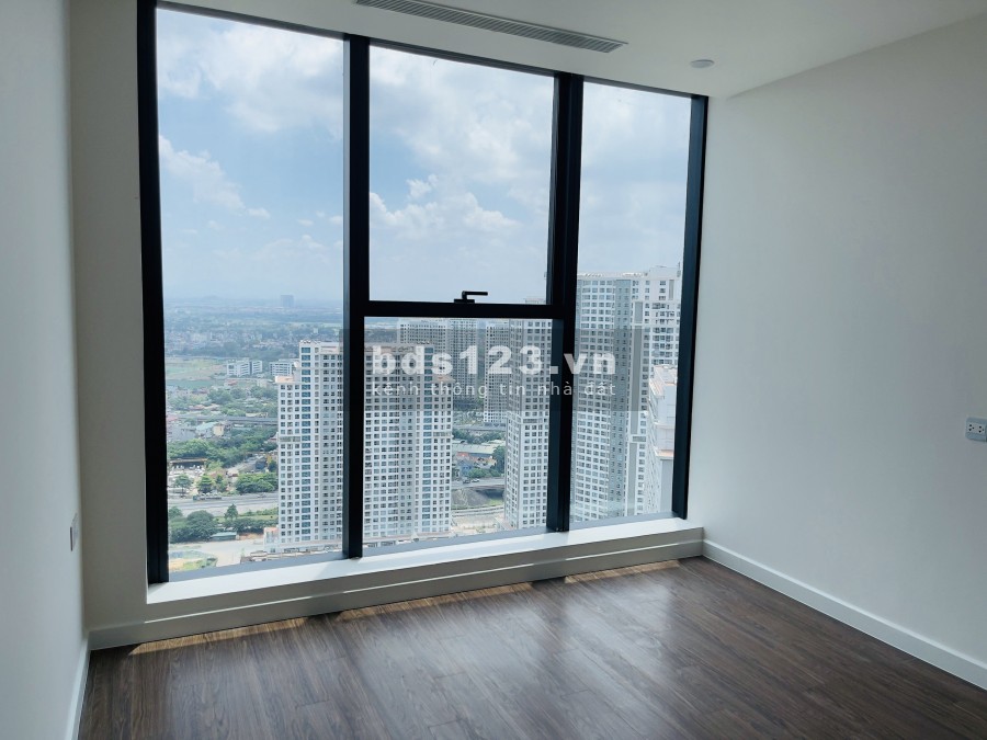 Chính chủ bán căn 2PN - 74.4m2 S3 Sunshine City tầng cao view toàn thành phố 3,9 tỷ