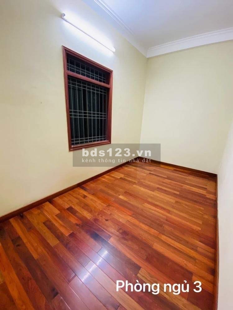Bán gấp nhà Hoàng Như Tiếp 70m2, 4 tầng 7.3 tỷ ( Mặt tiền rộng, ở sướng)