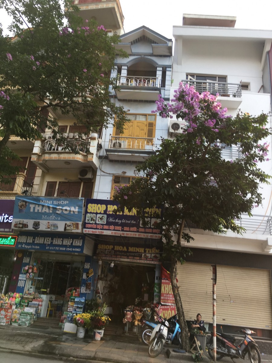 Bán nhà mặt phố 2 Nguyễn Thị Định Trần Duy Hưng dt 45m2, 4 tầng, giá 16 tỷ