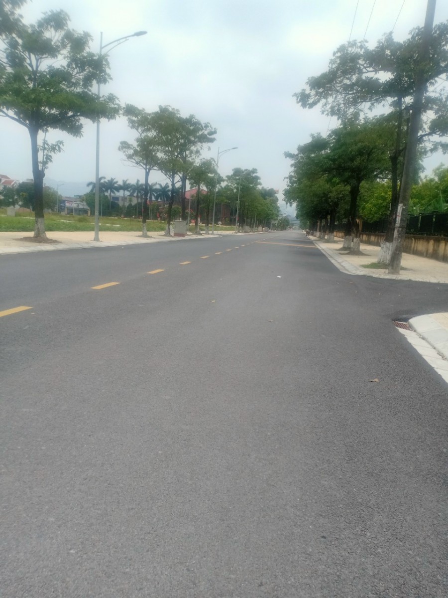 Bán nhà cấp 4 nằm trên đường Nguyễn Hữu Tiến, pháp lí minh bạch
