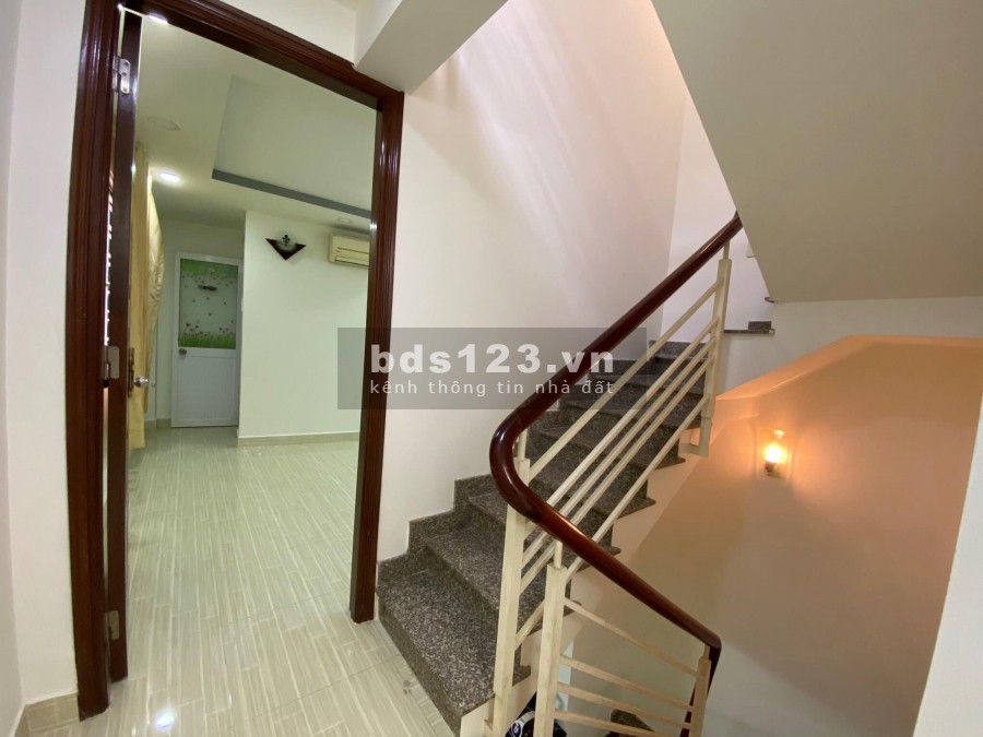 Hẻm 3m Khánh Hội, Q4, 3 lầu, 36m2,chỉ 4,34 tỷ!