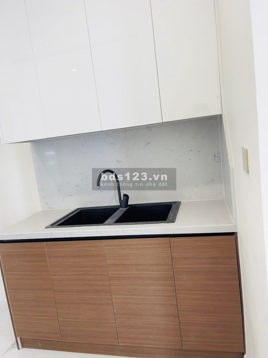 Chính chủ bán căn 2PN - 74.4m2 S3 Sunshine City tầng cao view toàn thành phố 3,9 tỷ