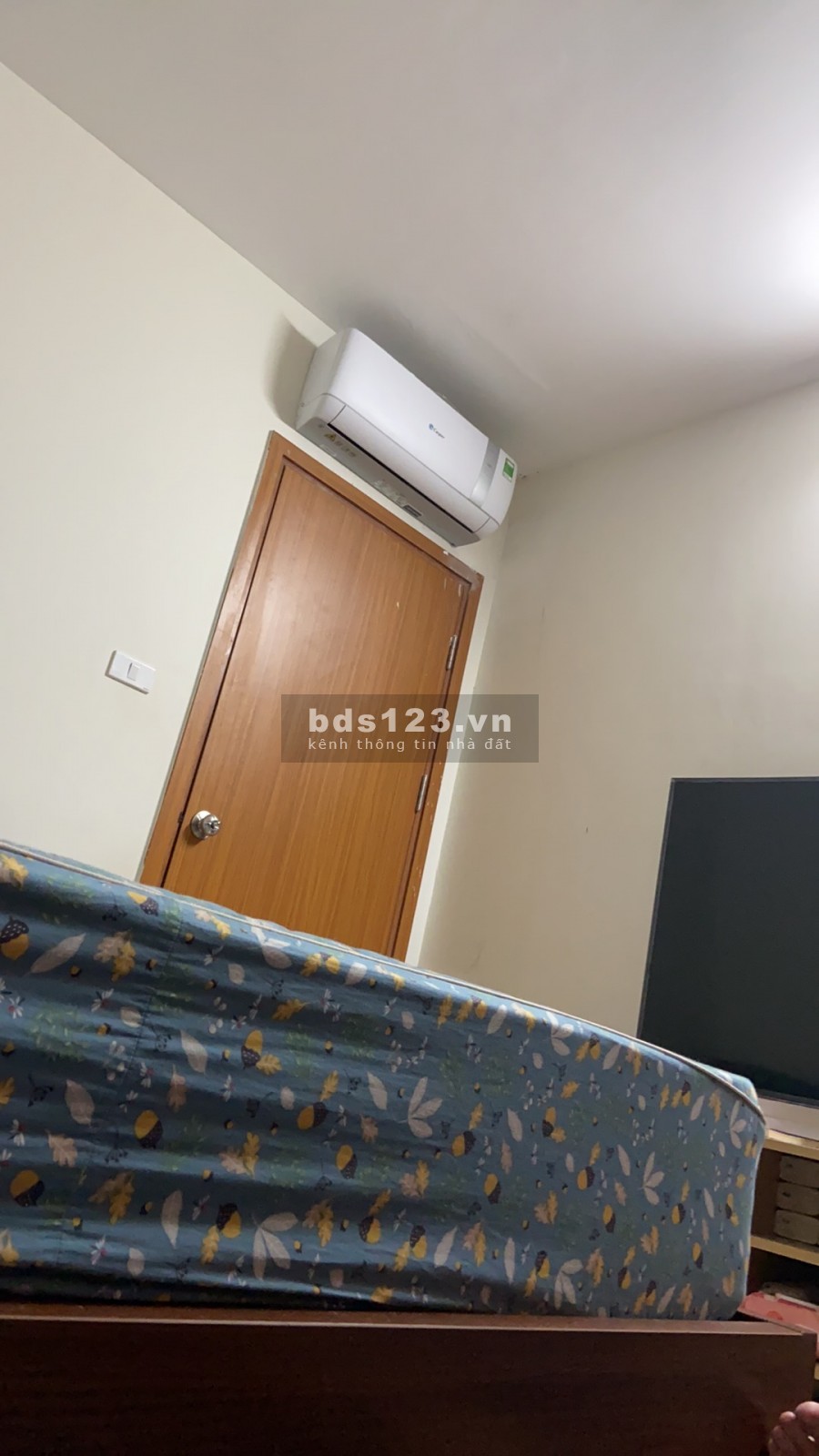 Chung cư Cowa Tower 199 Hồ Tùng Mậu cần tìm bạn ở ghép, cho thuê 1tr500