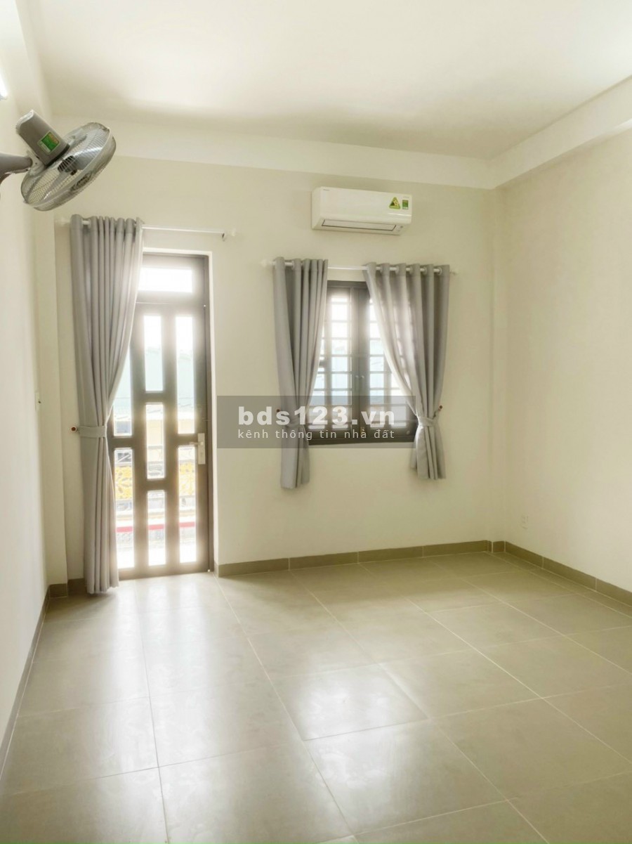 Cần tiền bán gấp nhà nguyên căn diện tích 67.5m2 Quận 12 giá 1 tỷ 1