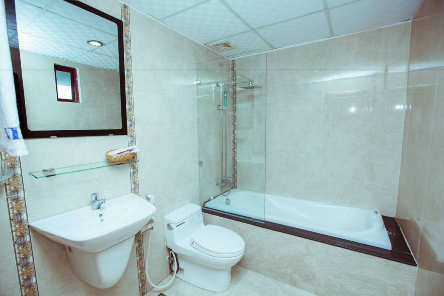 Bán khách sạn mặt biển Trần Phú Nha Trang Khánh Hòa, giá bán 90 tỉ