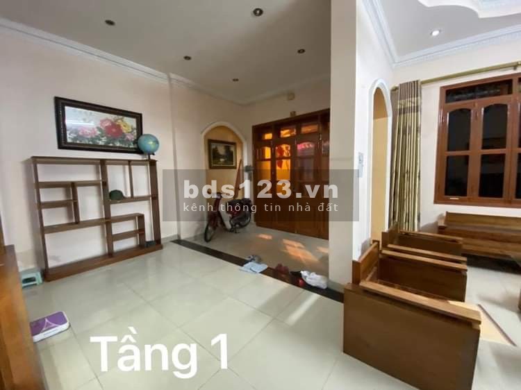 Bán gấp nhà Hoàng Như Tiếp 70m2, 4 tầng 7.3 tỷ ( Mặt tiền rộng, ở sướng)