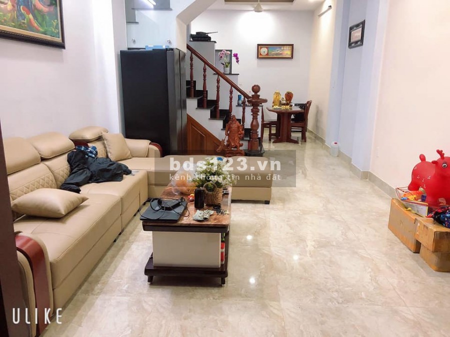 Ngộp Ngân hàng bán gấp nhà Hồng Lạc Quận Tân Bình, dt 43m2 giá chỉ 4 tỷ 6