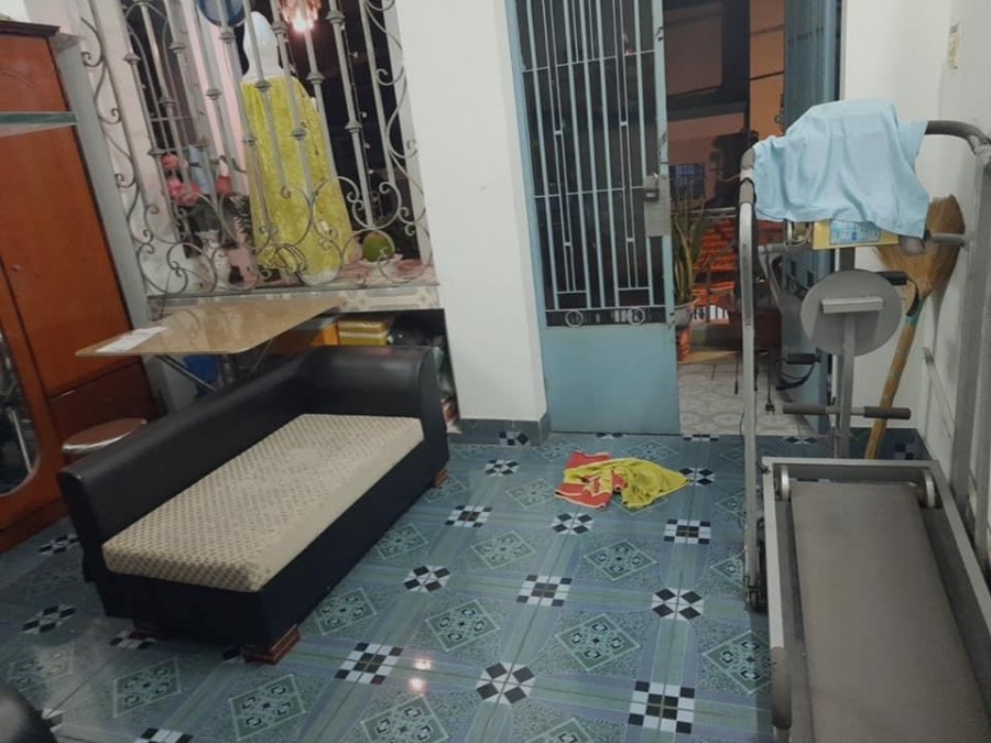 Bán Gấp Nhà 86m2, Hẻm Oto, Sát Mặt Tiền Gò Dầu, Tân Phú, 7.5 Tỷ, 5PN