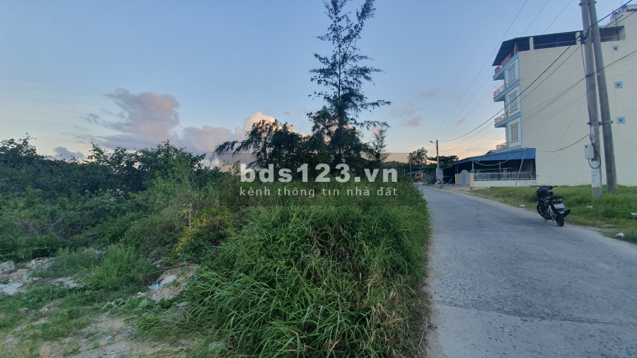 Đất Cô Tô full thổ cư, tài chính hơn 2 tỷ. View hồ và nhìn sang biển.