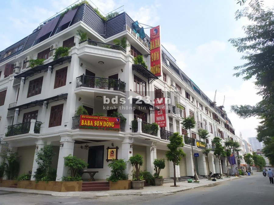 Chính chủ cần bán gấp Liền kề 90 Nguyễn Tuân**lô góc** Dt 95m2