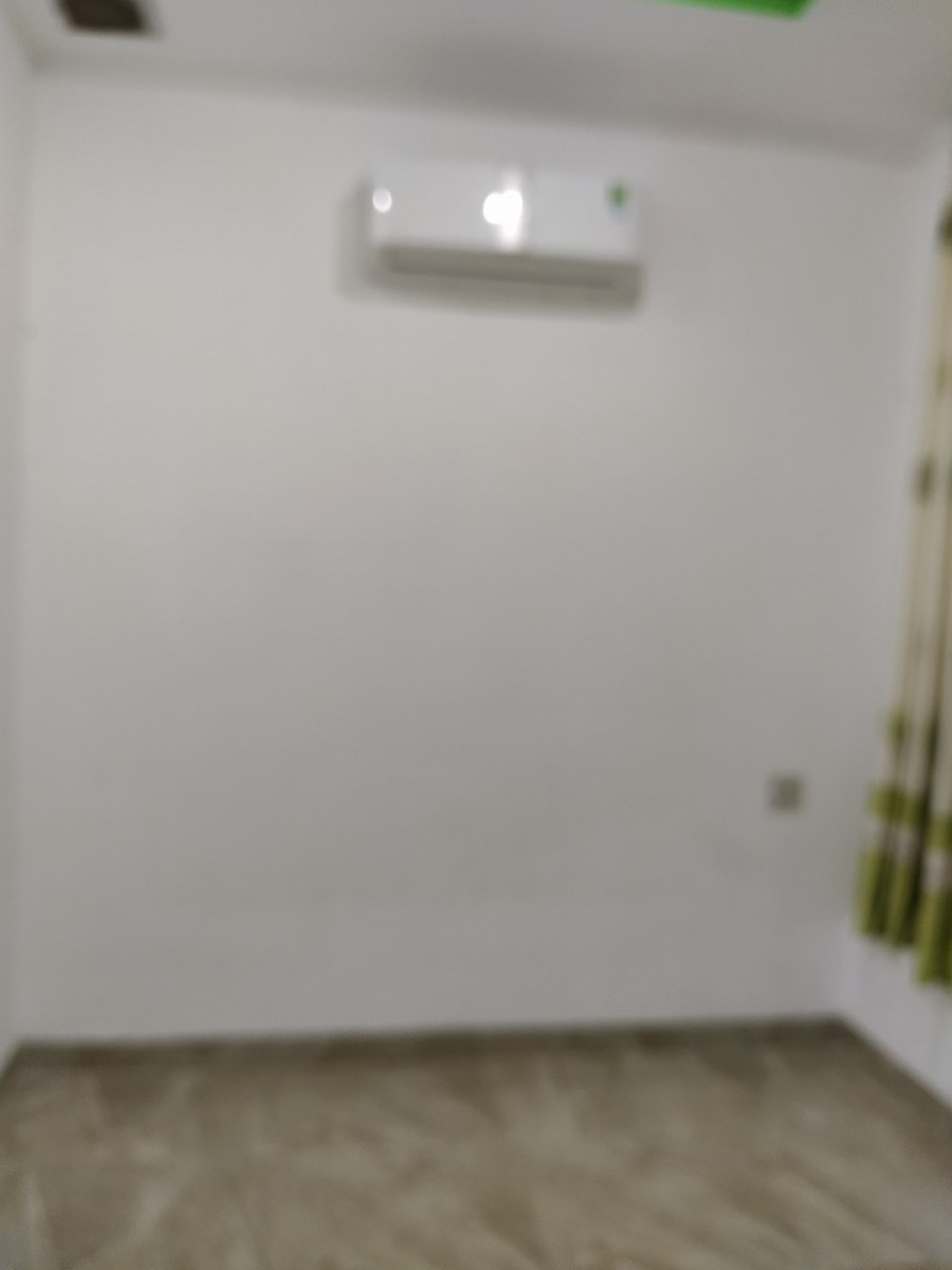 Bán nhà đẹp mặt tiền đường Bùi Huy Bích, hướng tốt, phong thuỷ tốt, giá 3.25 tỷ