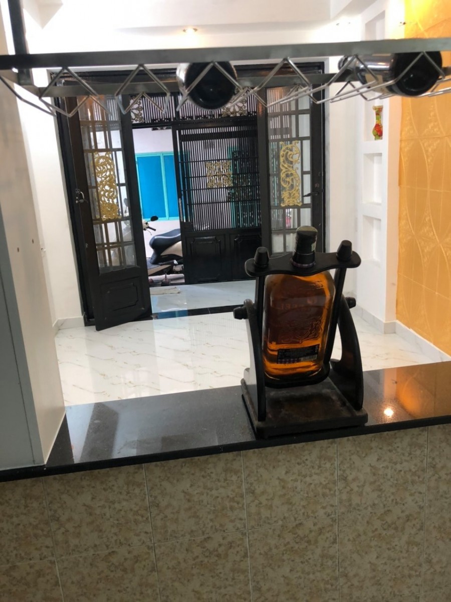 Hẻm xe hơi Hoàng Văn Thụ, dt 46m2 phường 4, Tân Bình, nở hậu giá 6.2 tỷ