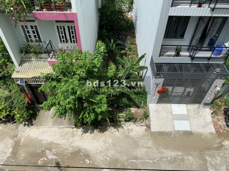 Nhà 3 lầu đúc kiên cố khu dân cư Phú Mỹ, Hoàng Quốc Việt, Quận 7