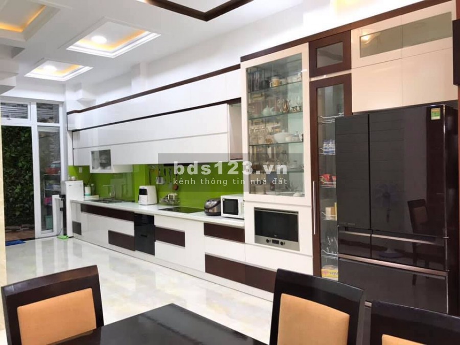 Không căn thứ 2 so sánh mặt tiền CX Lữ Gia rộng 12m ngang 7m hiếm GPXD 5 tầng