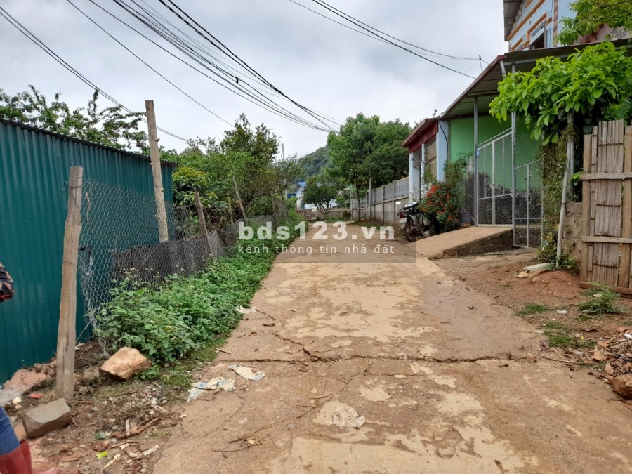 Cơ hội không đến lần 2, Đất Mộc Châu 397.1m2, 185,4m2 thổ cư, cách đường chính 200m