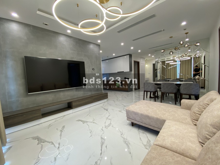 Cho thuê S6 Sunshine City, 98.4m2, 3 ngủ view nội khu, full nội thất. Giá 18 triệu - 0973781843 Ánh.