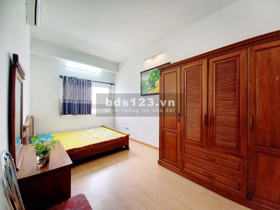 Cần bán căn hộ 02PN, 02WC full đồ, tầng đẹp ở khu đô thị Nam Cường, Cổ Nhuế 1.