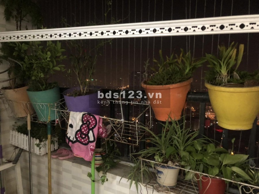 Chính chủ cần bán căn góc view hồ tòa HH1C Linh Đàm - 82m2 - 2.25 tỷ