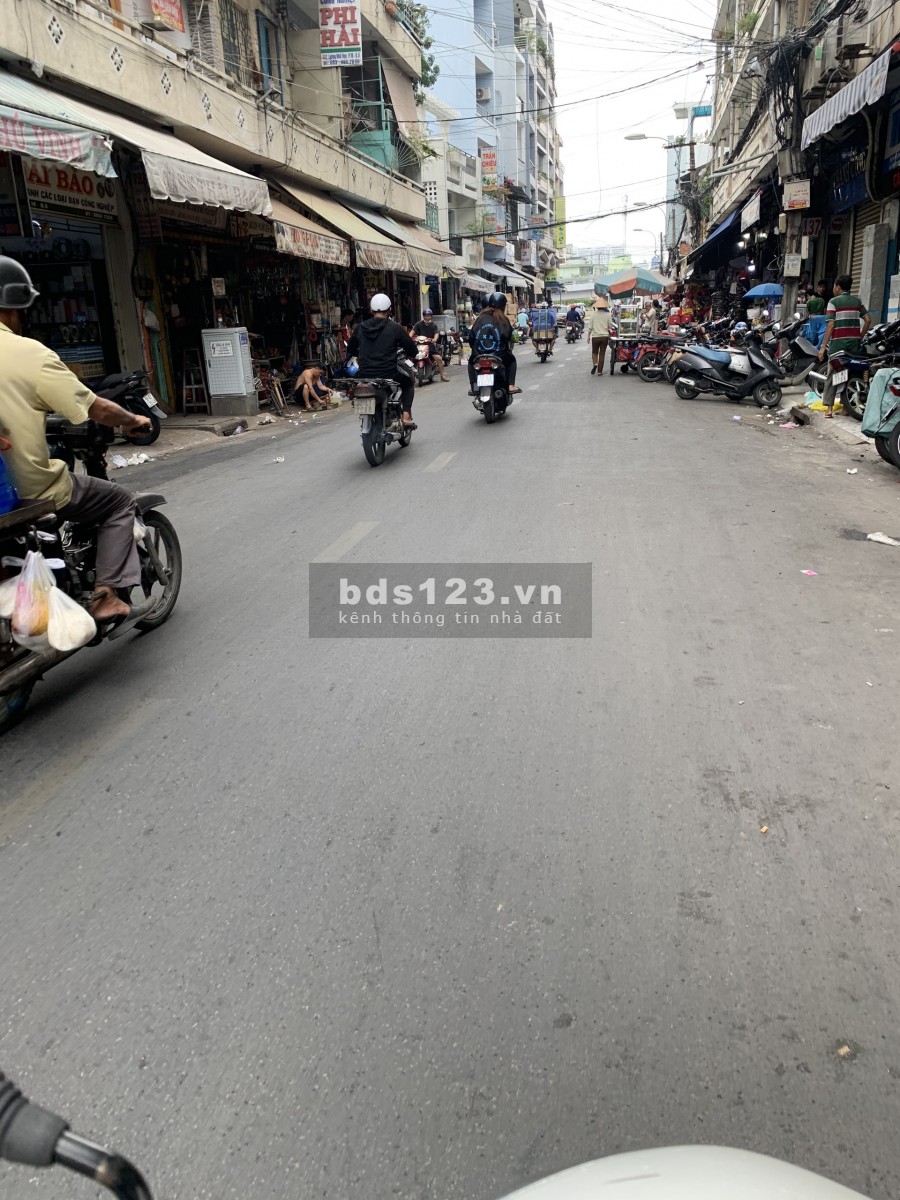 Nợ ngân hàng bán gấp nhà đội đầu MT Lương Nhữ Học, P.10, Quận 5